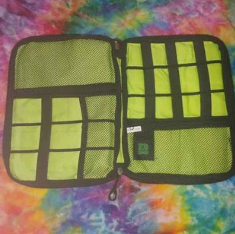 IPad organizer case